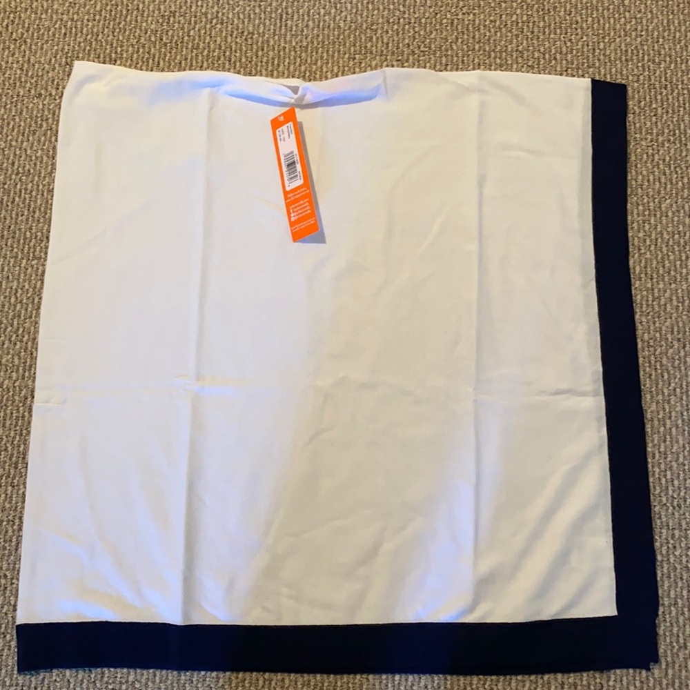 Jude connally white and navy poncho